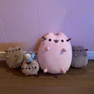 Lot of 4 pusheens